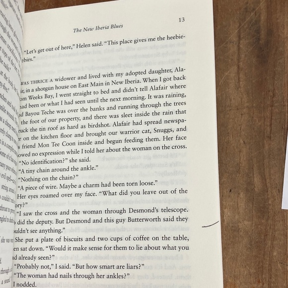 James Lee Burke 'The New Iberia Blues' softcover Book - a dave robicheaux novel - Picture 10 of 16